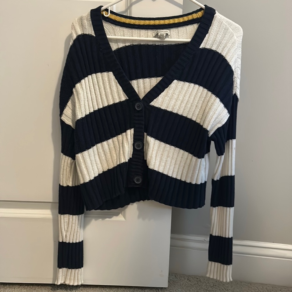 american eagle striped button up sweater